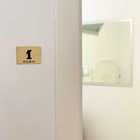 Pensión Novi Suites - Centro Storico & Piazza Dante *