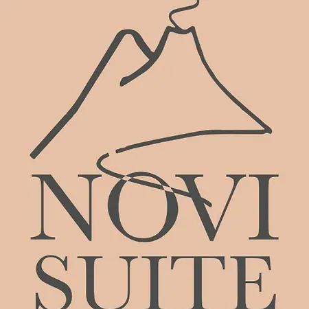 Novi Suites - Centro Storico & Piazza Dante *