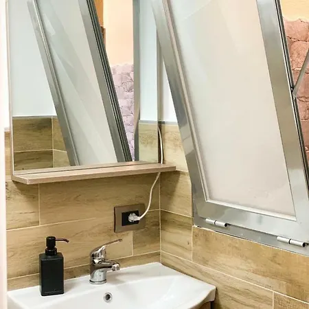 Novi Suites - Centro Storico & Piazza Dante Pensión